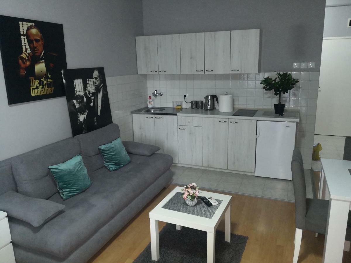 Contemporary Residence Nis Luaran gambar