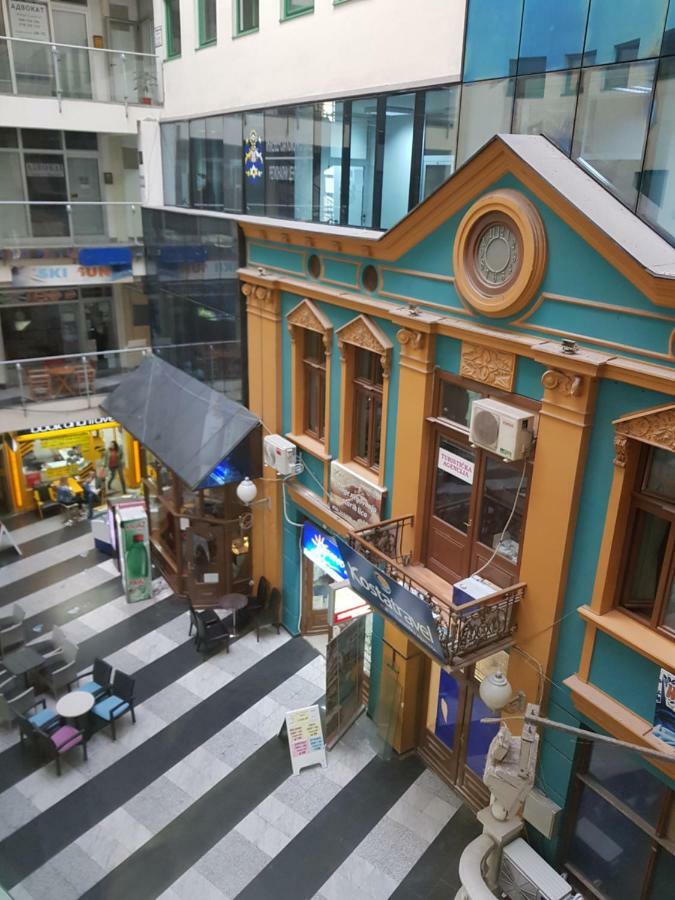 Contemporary Residence Nis Luaran gambar