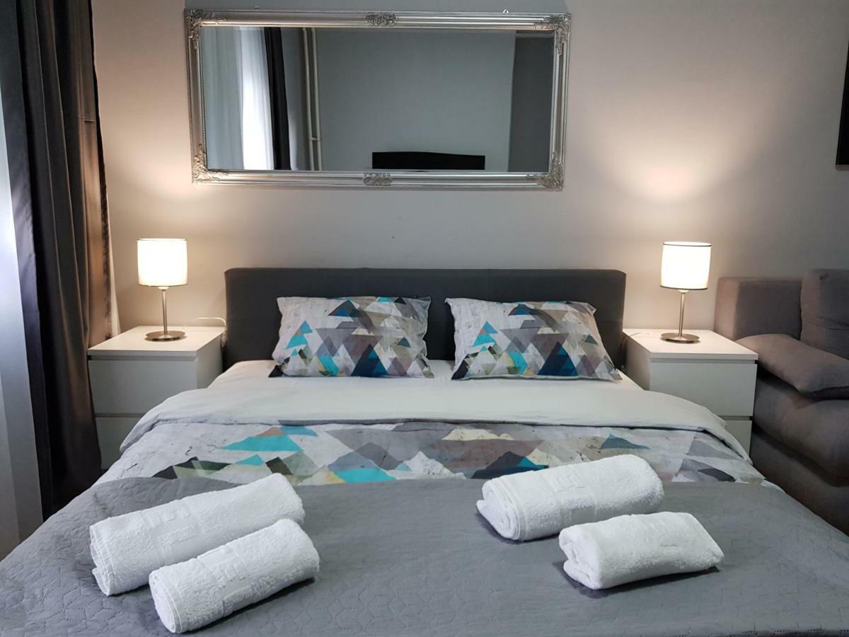 Contemporary Residence Nis Luaran gambar