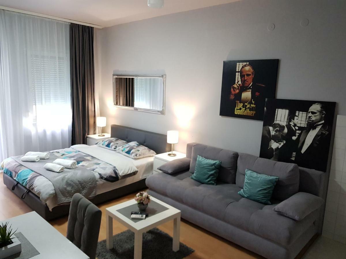 Contemporary Residence Nis Luaran gambar